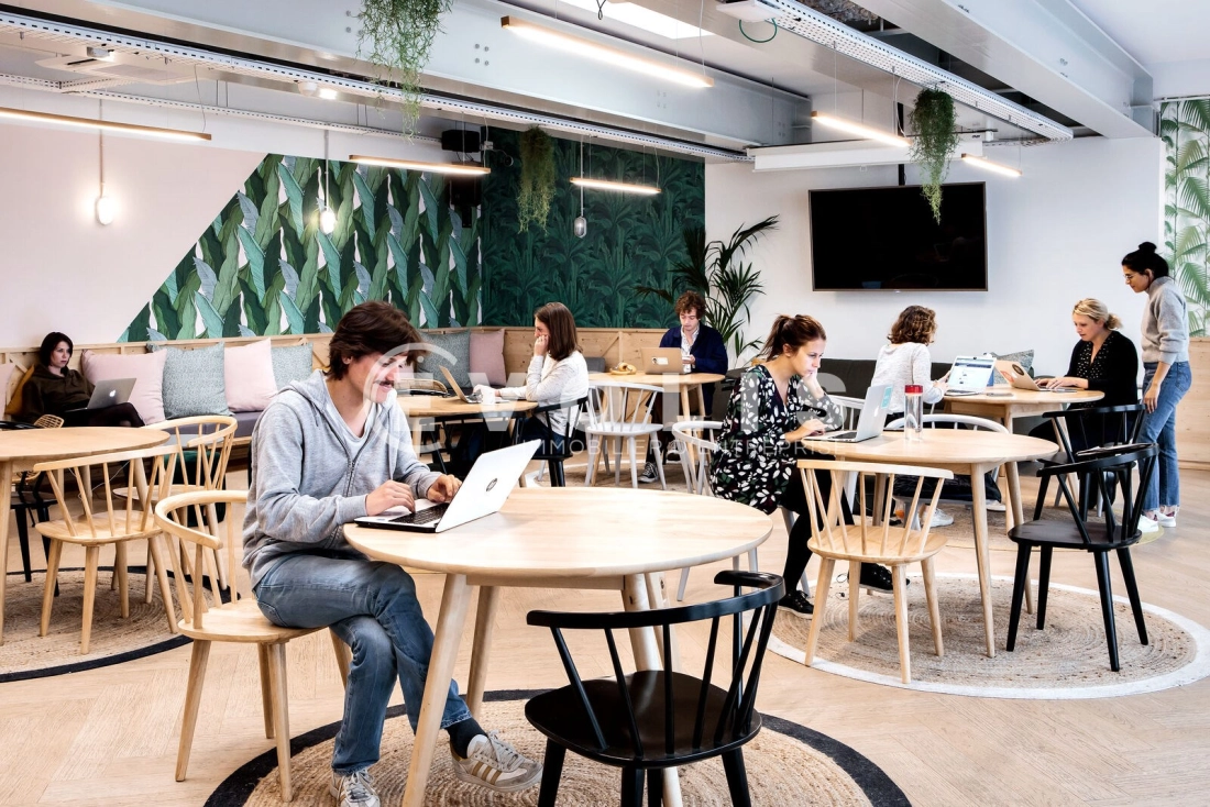 Photo 4 – location Coworking	PARIS (75008)