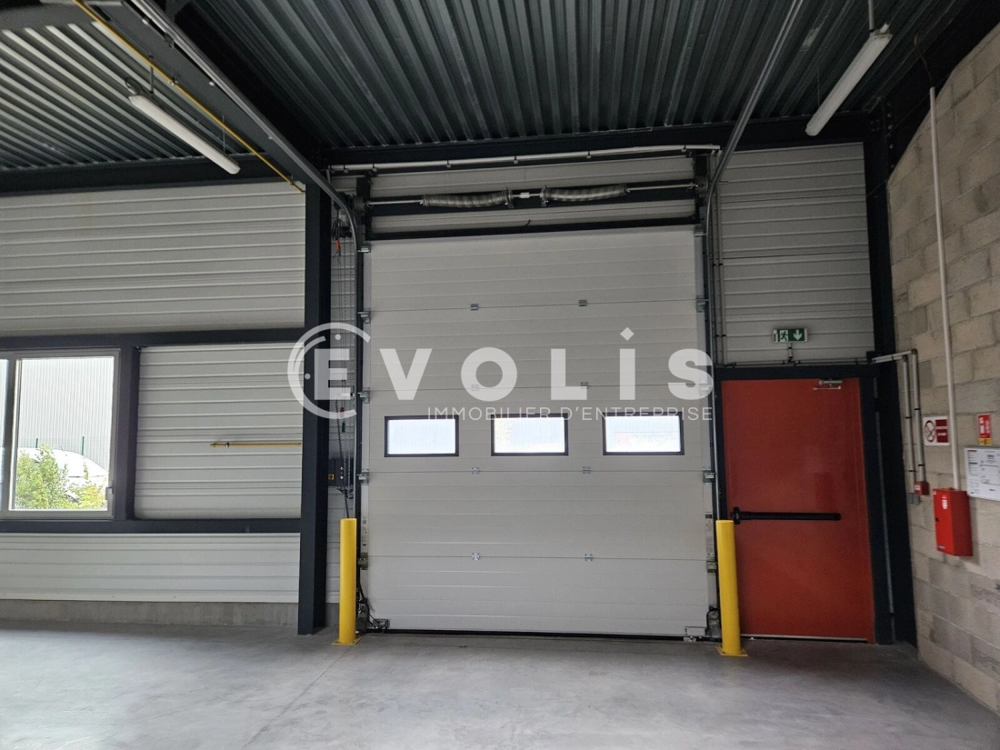 Photo 5 – location Entrepôts / activités	VILLEBON SUR YVETTE (91140)