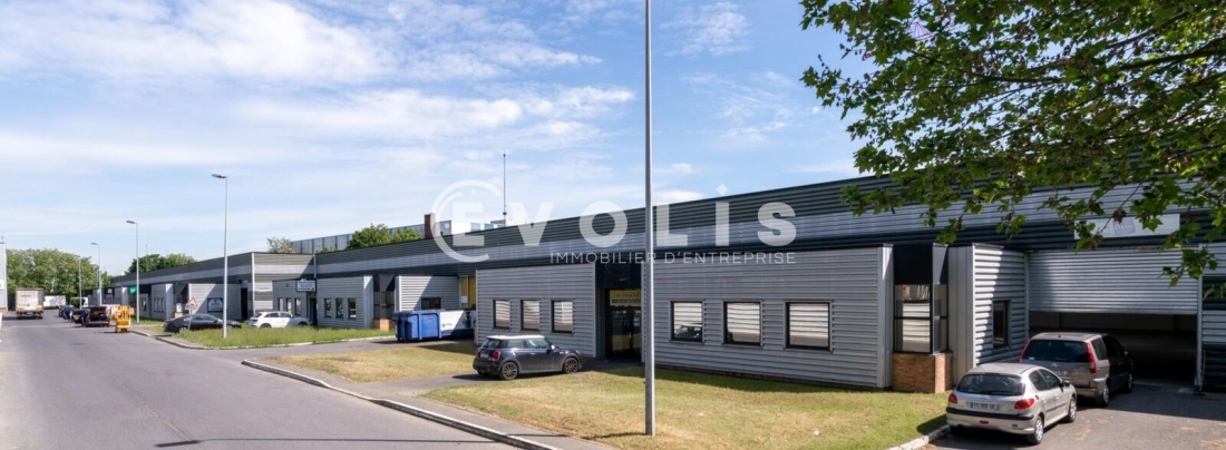 Photo 1 – location Entrepôts / activités	LE BOURGET (93350)