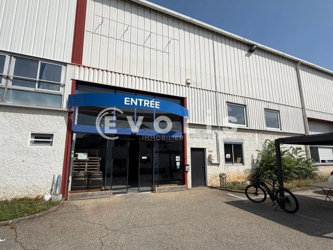 Photo 2 – location Entrepôts / activités	LYON (69007)