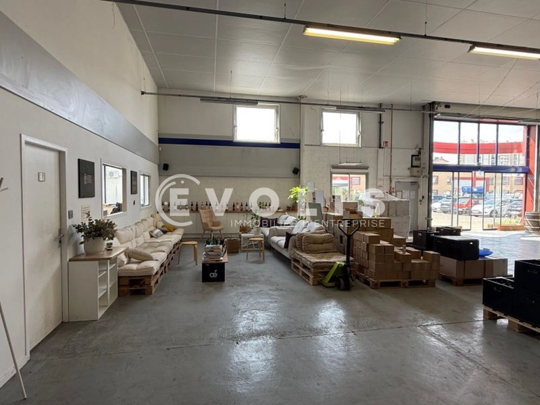 Photo 7 – location Entrepôts / activités	LYON (69007)