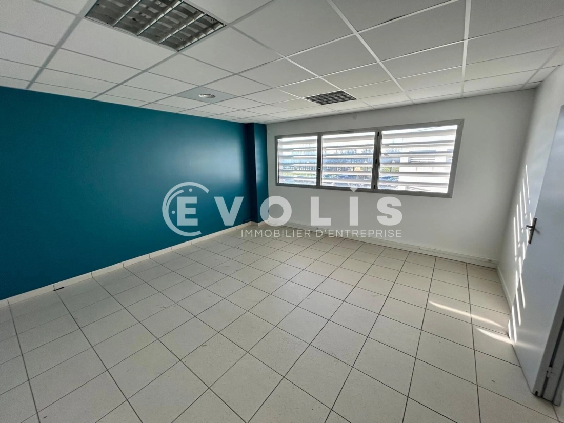 Photo 5 – location bureaux	GRIGNY (91350)
