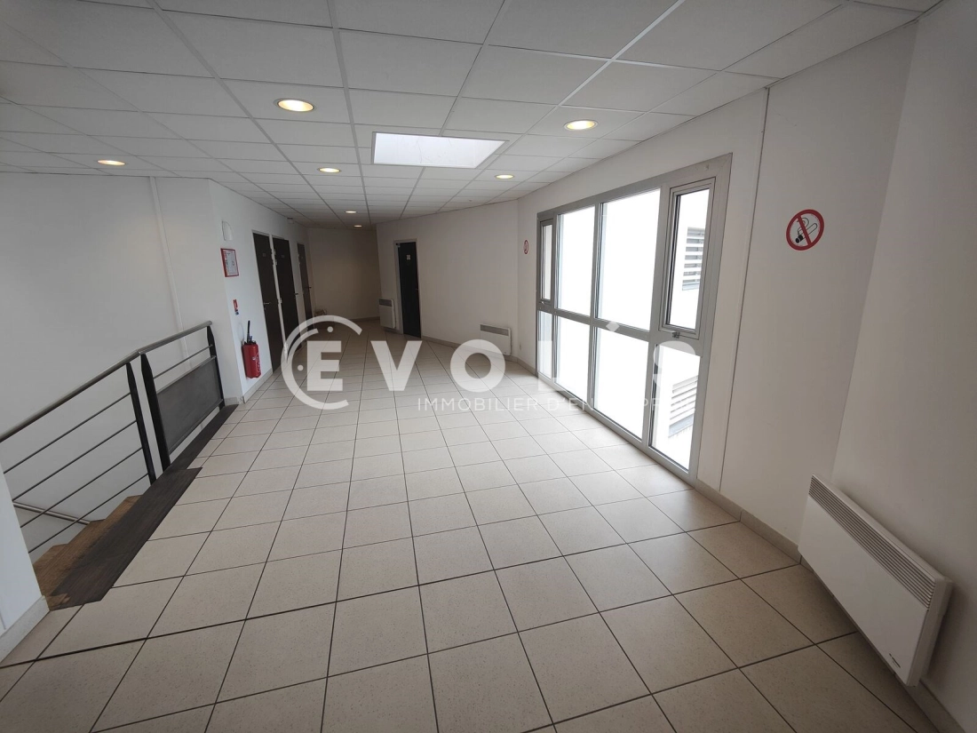 Photo 13 – location bureaux	GRIGNY (91350)