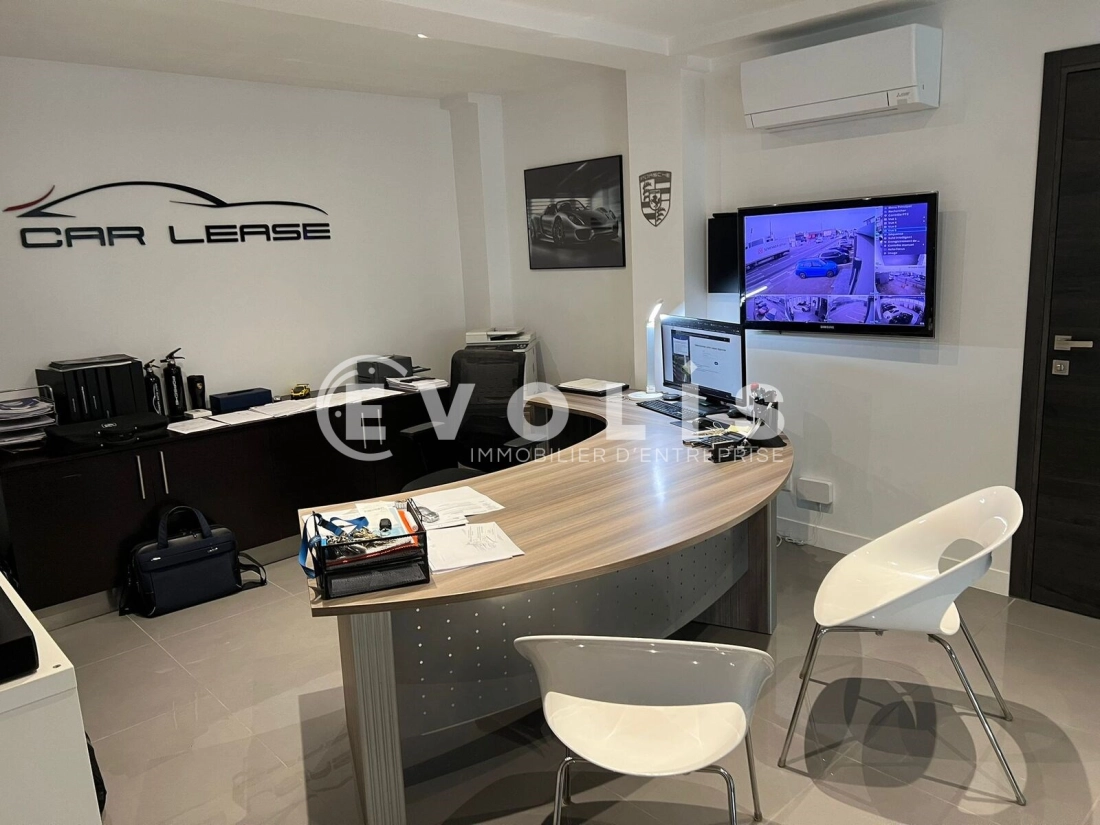 Photo 9 – location Entrepôts / activités	DECINES CHARPIEU (69150)