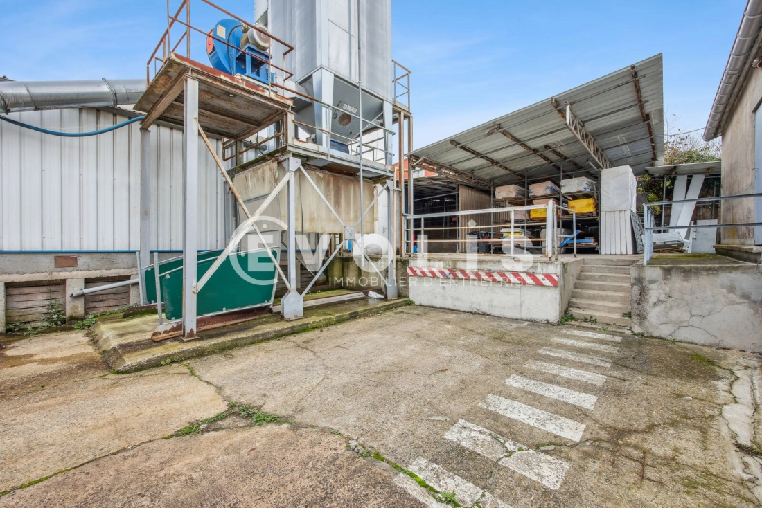 Photo 11 – location Entrepôts / activités	VERRIERES LE BUISSON (91370)