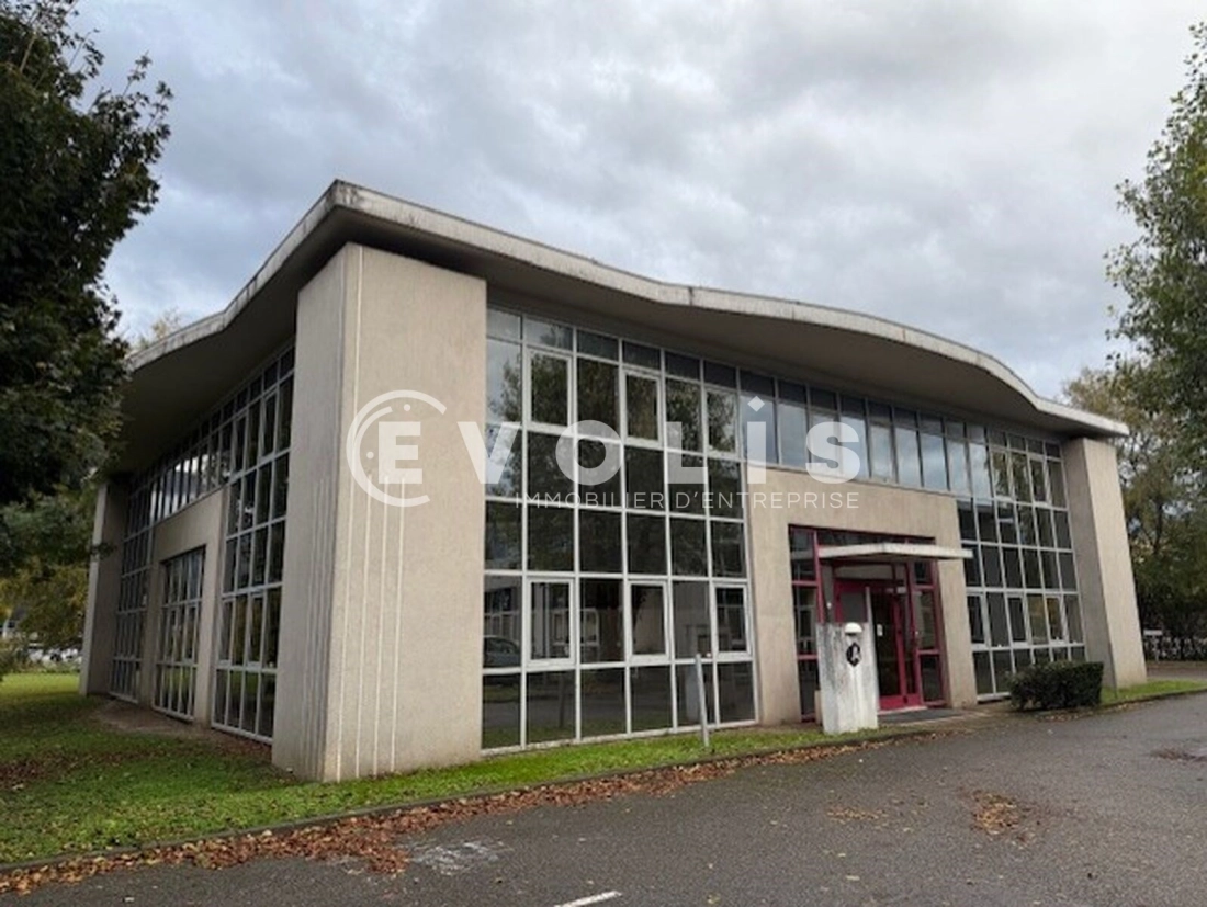 Photo 1 – location bureaux	GIERES (38610)