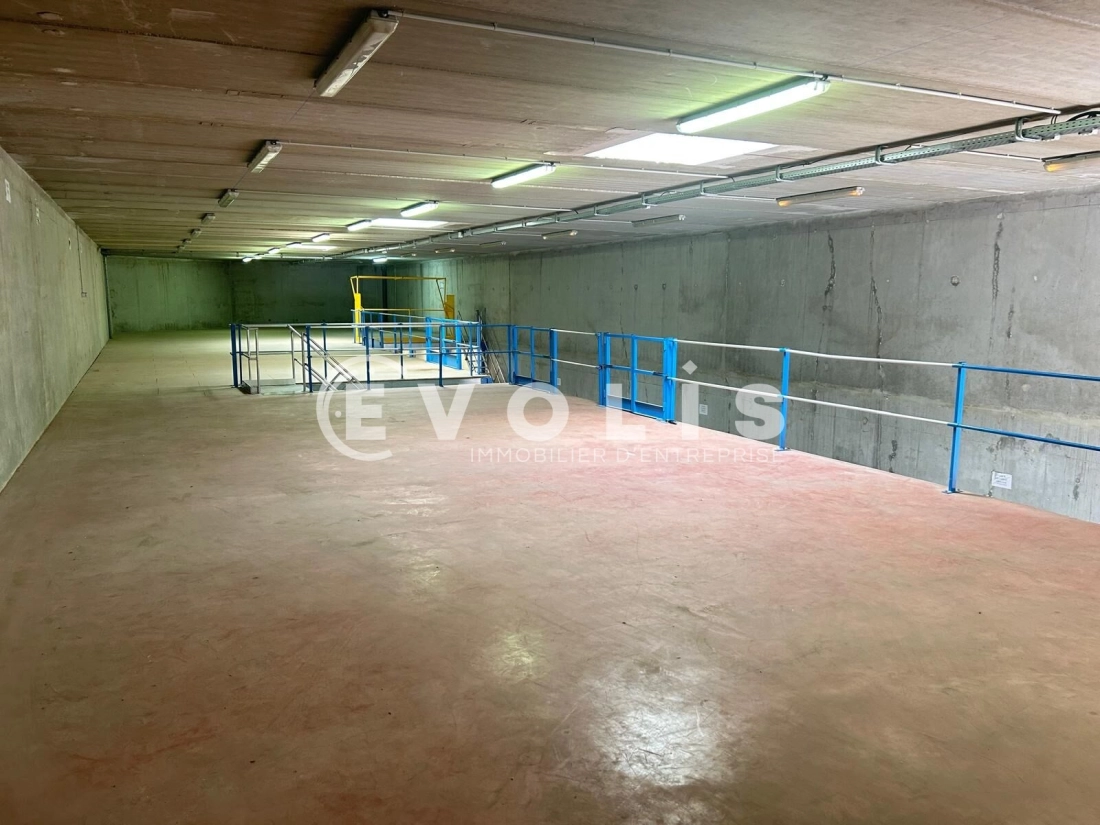 Photo 3 – location Entrepôts / activités	GRIGNY (91350)