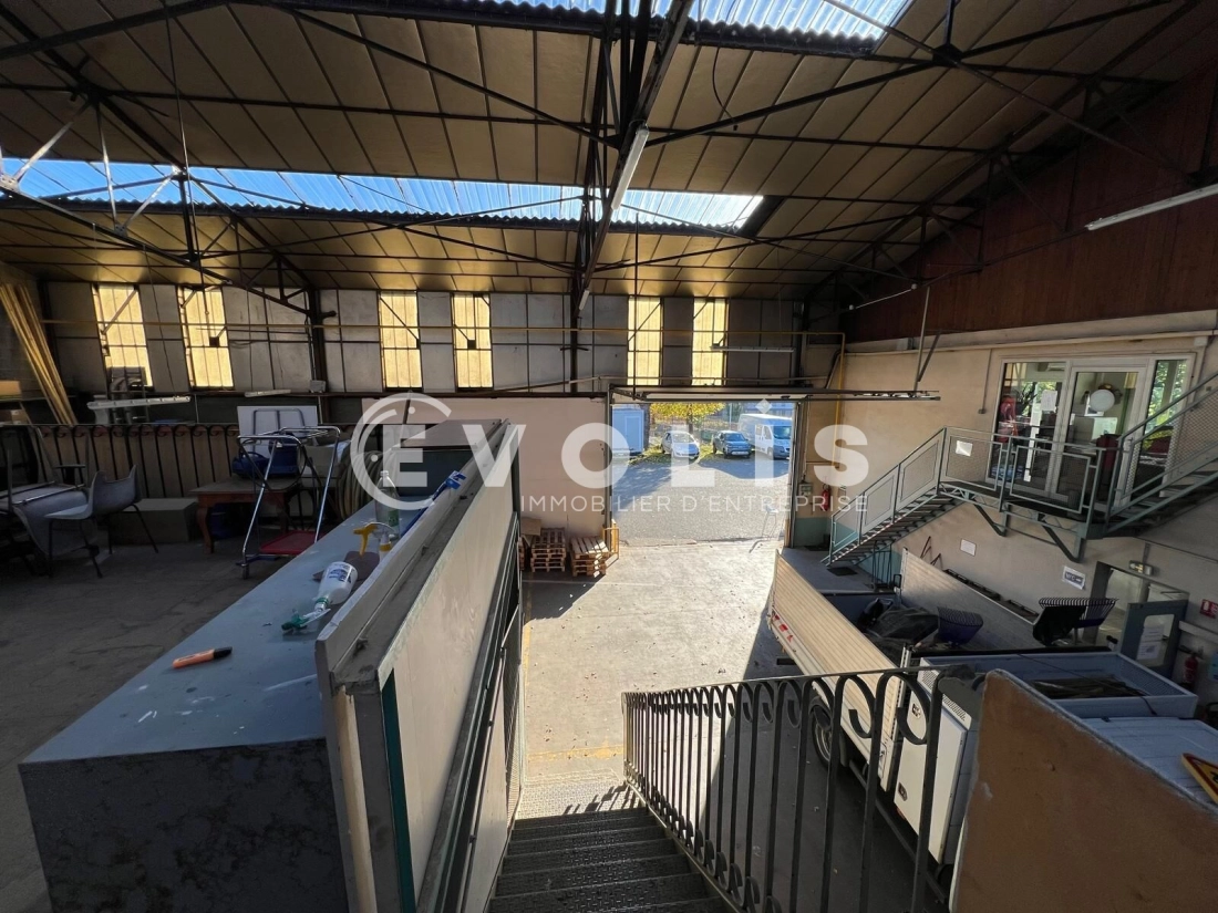 Photo 6 – location Entrepôts / activités	VILLEFRANCHE SUR SAONE (69400)