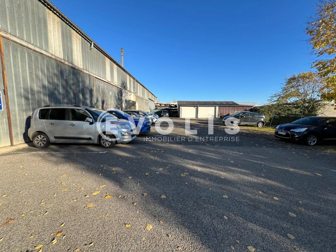 Photo 7 – location Entrepôts / activités	VILLEFRANCHE SUR SAONE (69400)