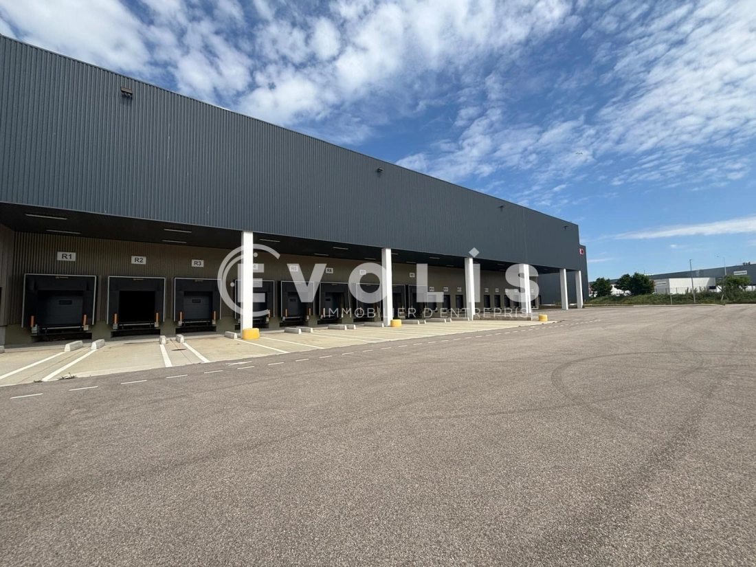 Photo 4 – vente Entrepôts / activités	CORBAS (69960)