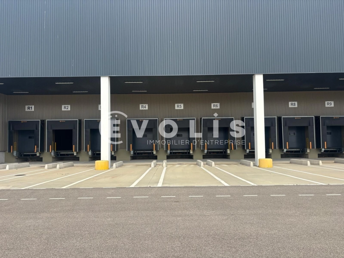 Photo 3 – vente Entrepôts / activités	CORBAS (69960)