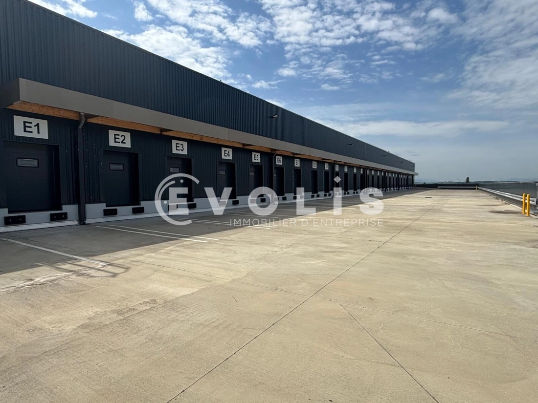 Photo 6 – vente Entrepôts / activités	CORBAS (69960)