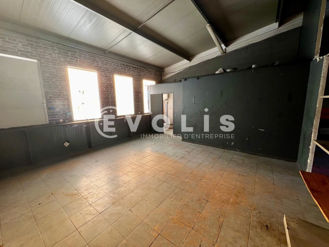 Photo 5 – location Entrepôts / activités	LINAS (91310)