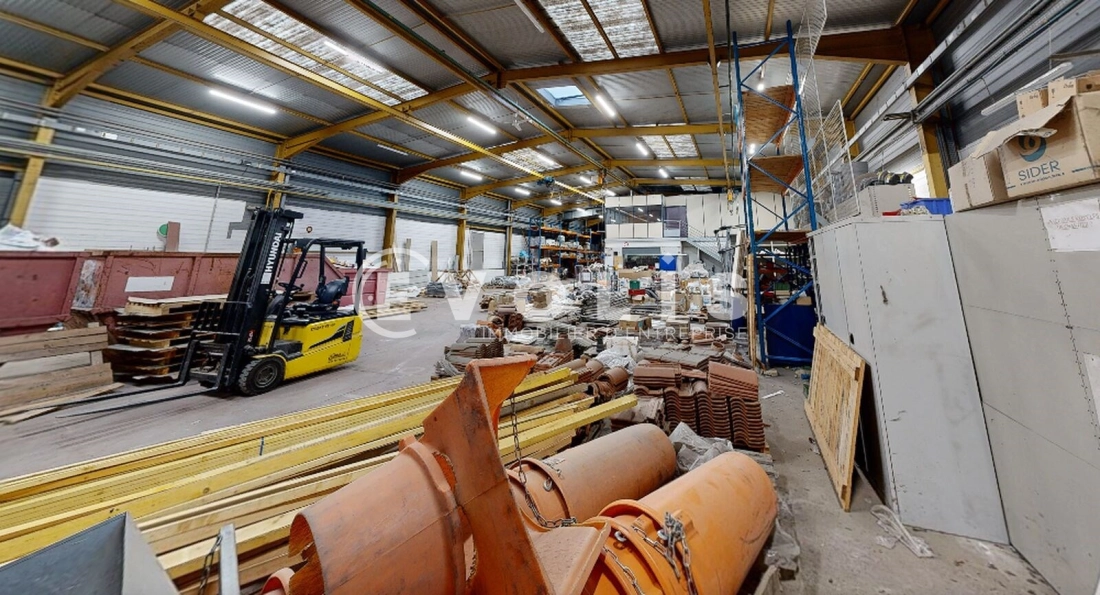 Photo 6 – location Entrepôts / activités	VENISSIEUX (69200)