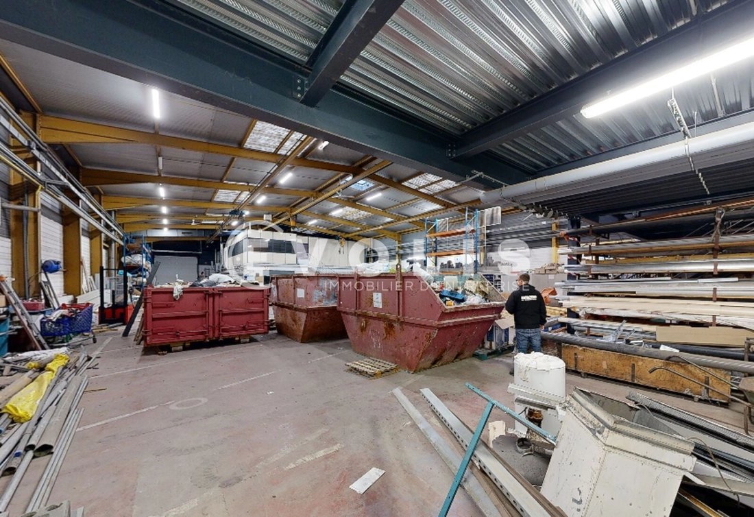 Photo 9 – location Entrepôts / activités	VENISSIEUX (69200)