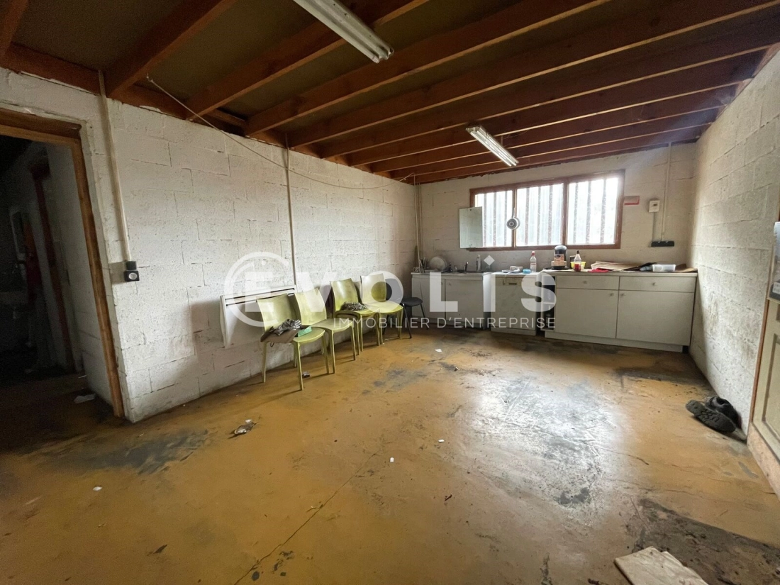 Photo 5 – vente Entrepôts / activités	BELIN BELIET (33830)