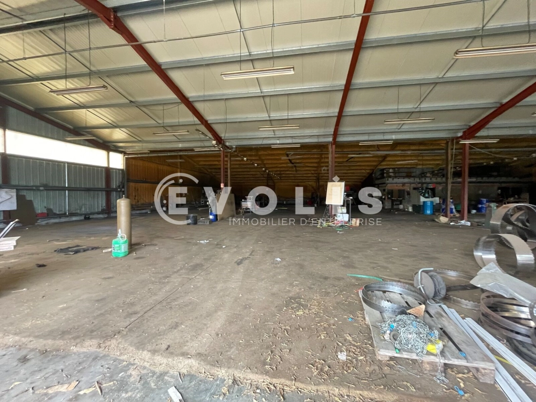 Photo 3 – vente Entrepôts / activités	BELIN BELIET (33830)