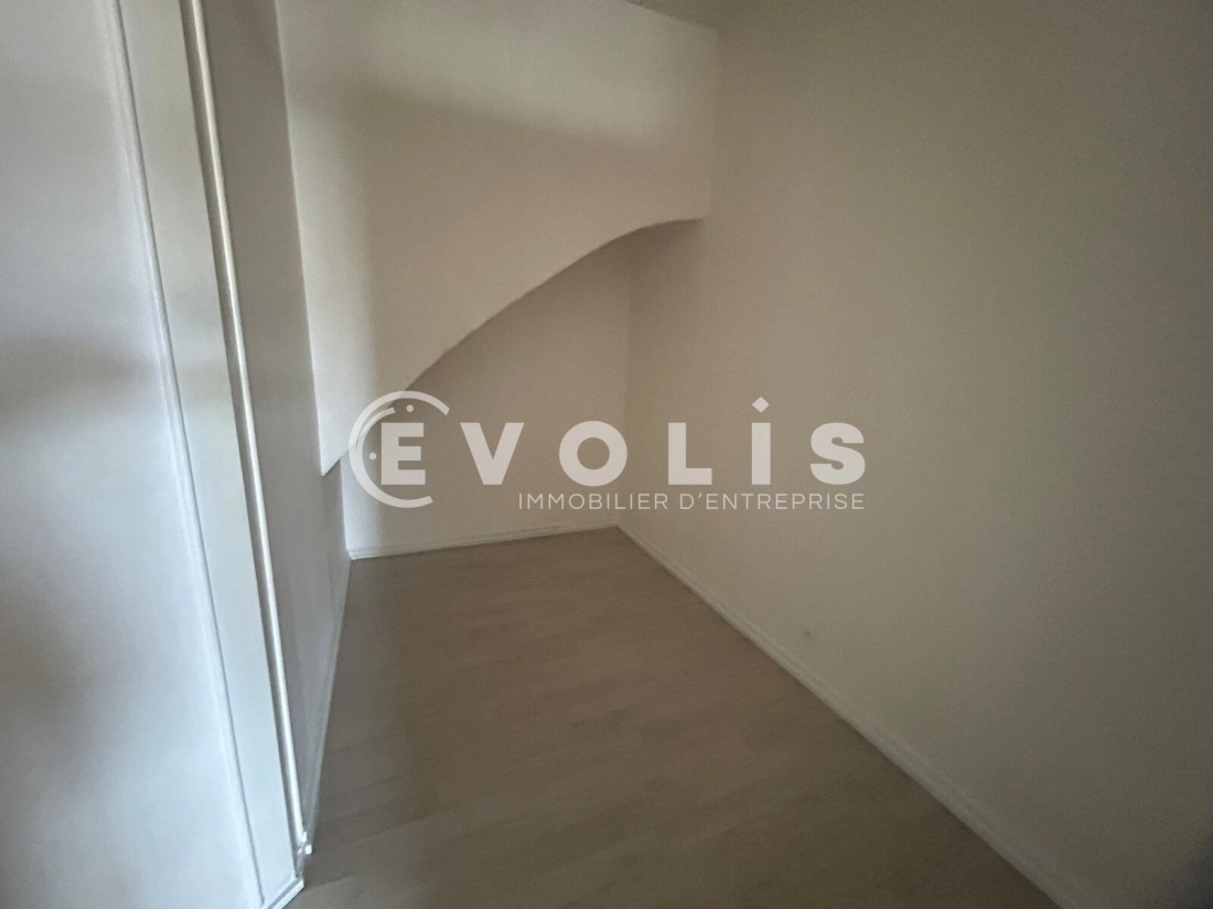 Photo 8 – vente Locaux commerciaux	BORDEAUX (33800)