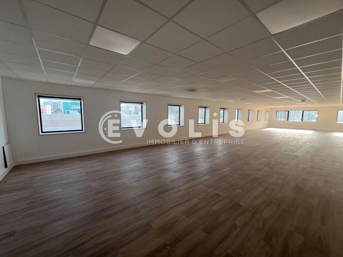 Photo 2 – location bureaux	ROSNY SOUS BOIS (93110)