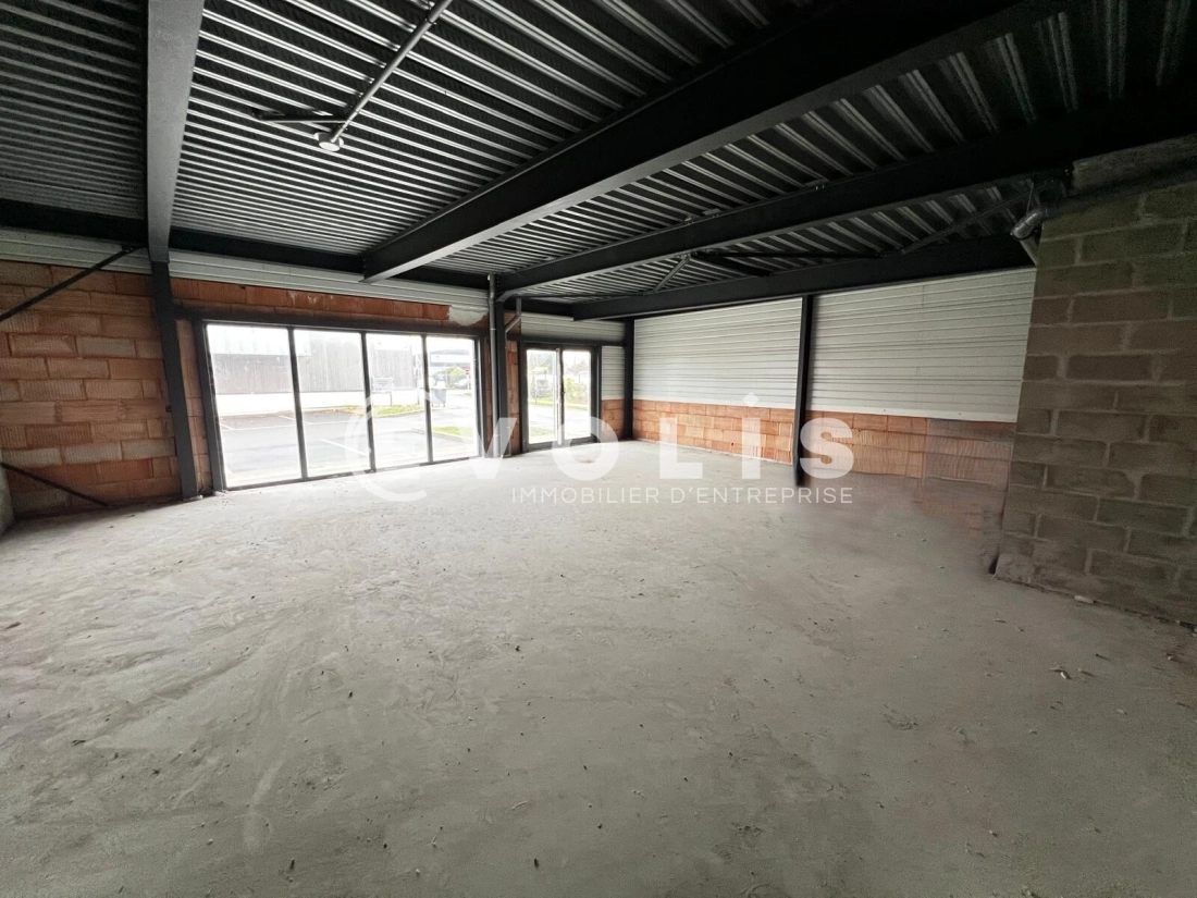 Photo 5 – location Locaux commerciaux	FONTENAY-LE-VICOMTE (91540)