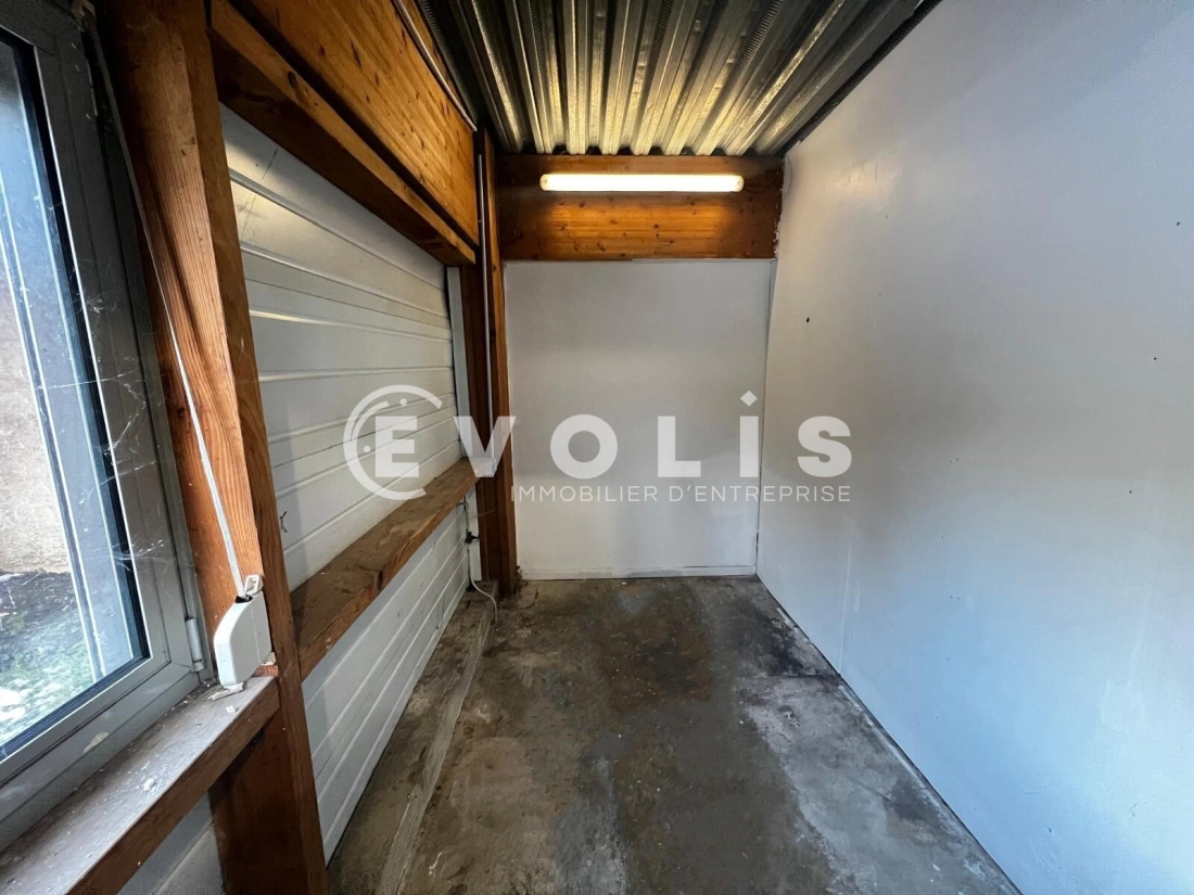 Photo 5 – location Entrepôts / activités	COMBS LA VILLE (77380)