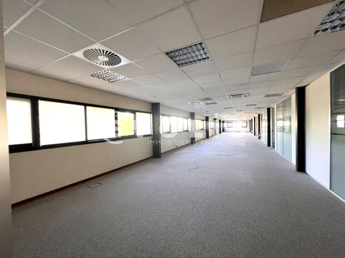 Photo 2 – location bureaux	MERIGNAC (33700)