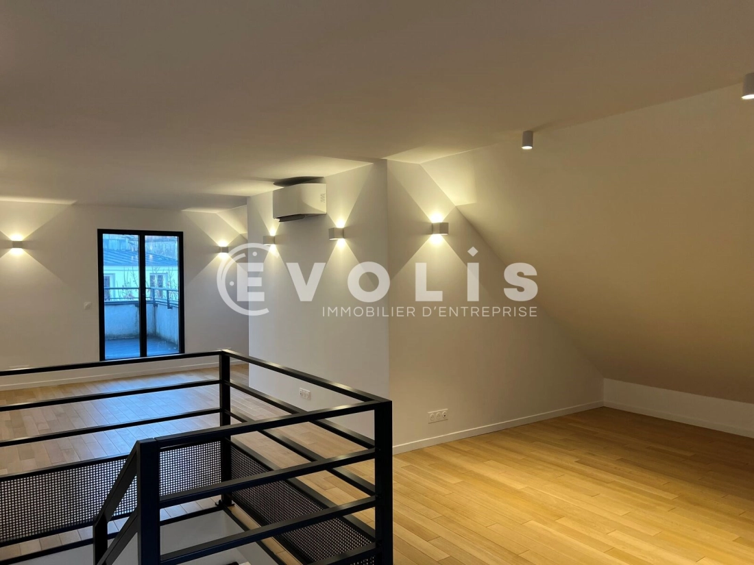 Photo 2 – location bureaux	PARIS (75017)