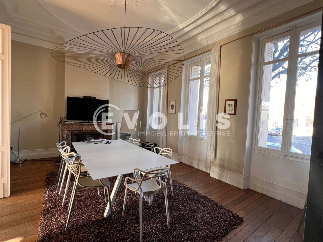 Photo 2 – location bureaux	BORDEAUX (33200)