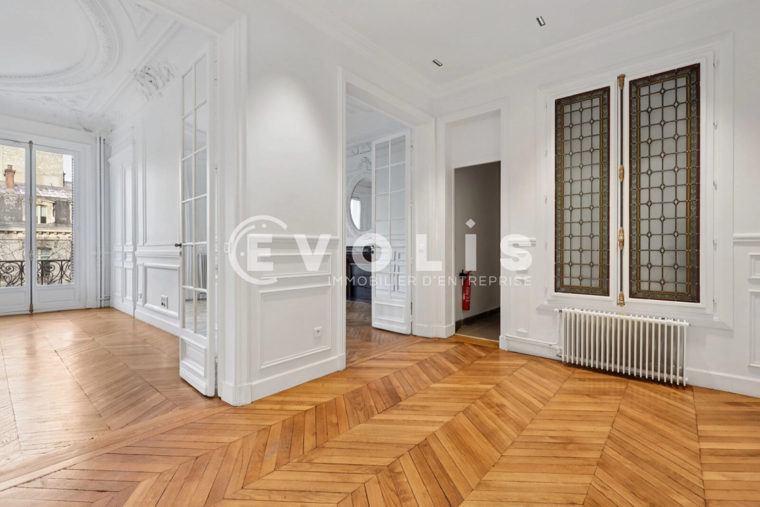Photo 8 – location bureaux	PARIS (75008)