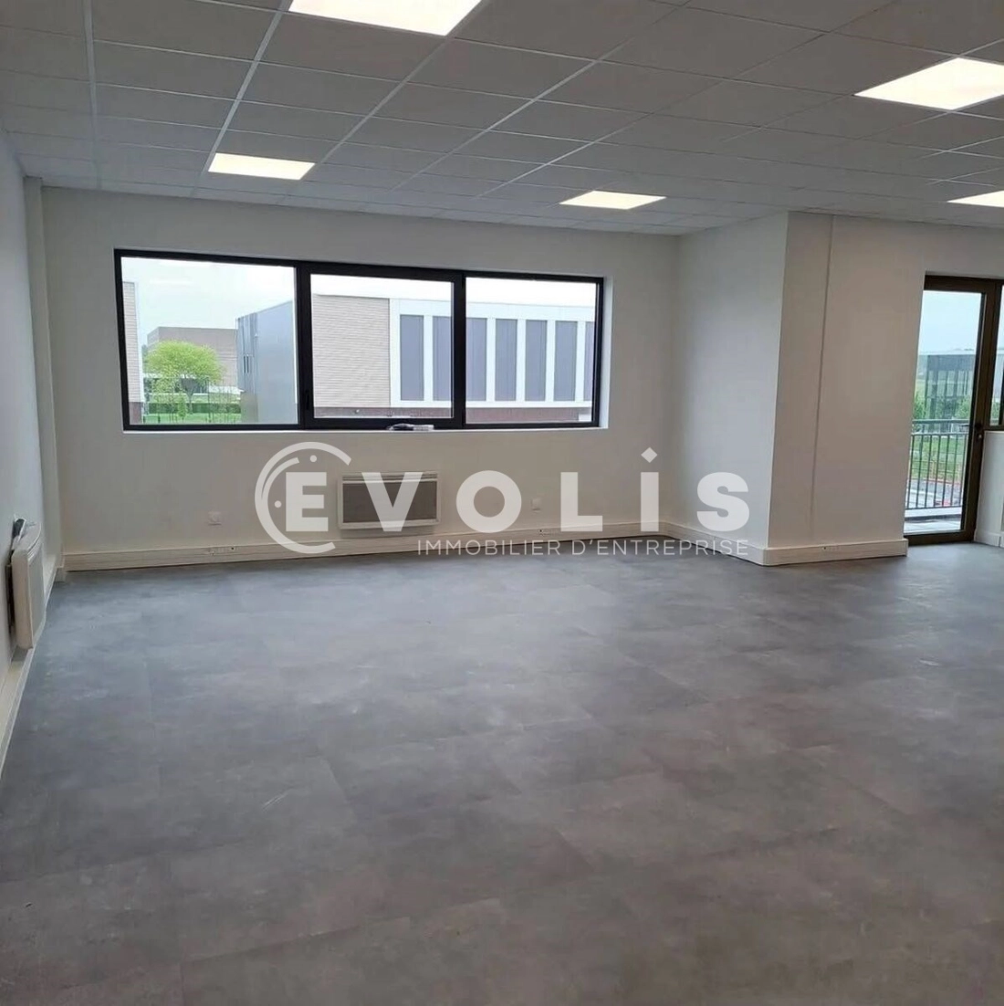 Photo 5 – location Entrepôts / activités	BAILLY ROMAINVILLIERS (77700)