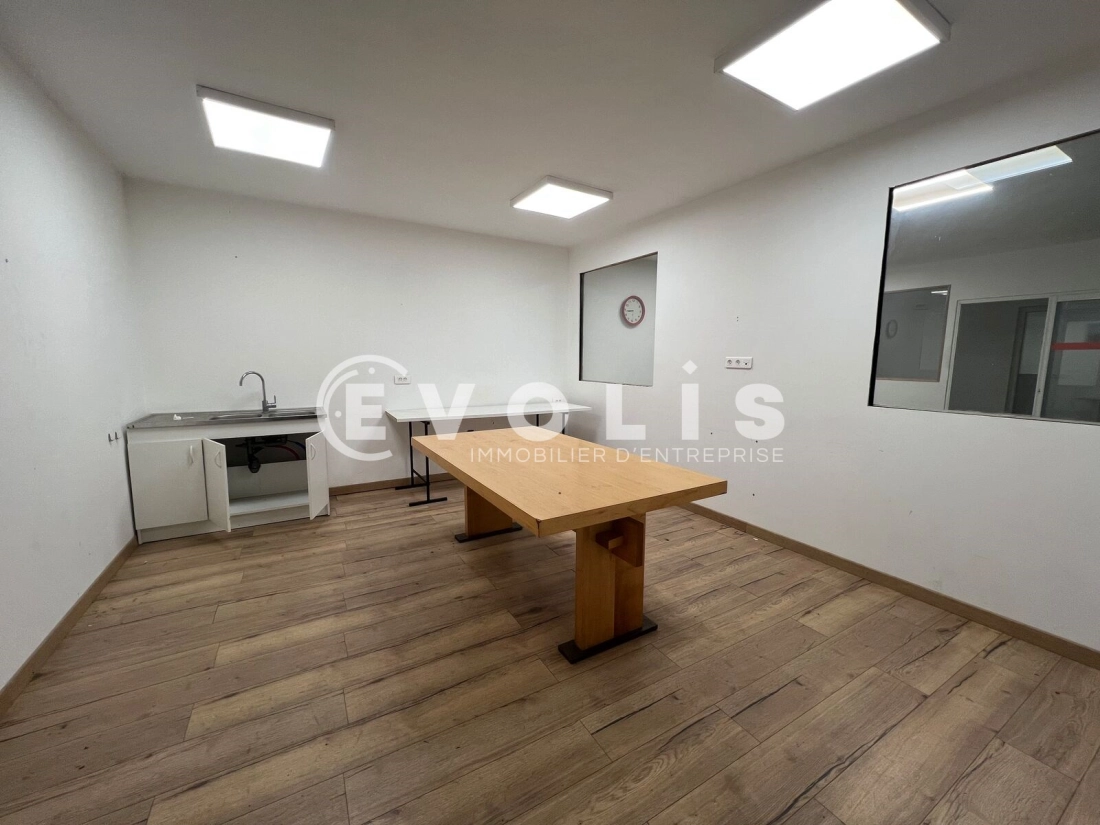 Photo 4 – location Entrepôts / activités	MIOS (33380)