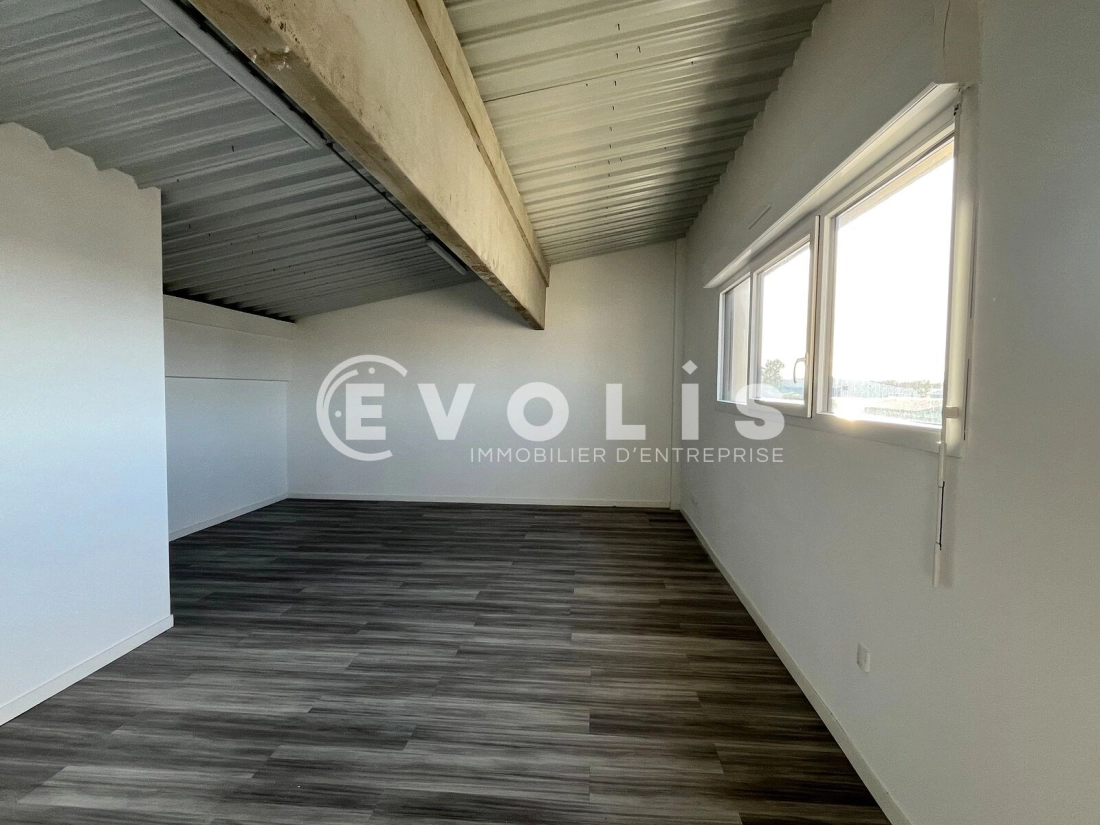 Photo 8 – location Entrepôts / activités	MIOS (33380)