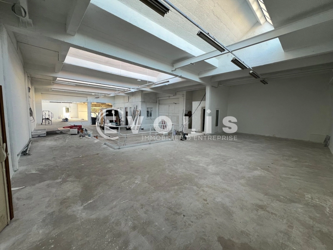 Photo 4 – vente Entrepôts / activités	VILLEURBANNE (69100)