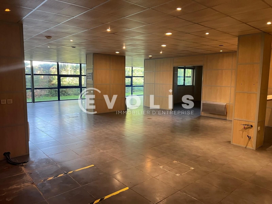 Photo 5 – vente Entrepôts / activités	CIVRIEUX D'AZERGUES (69380)