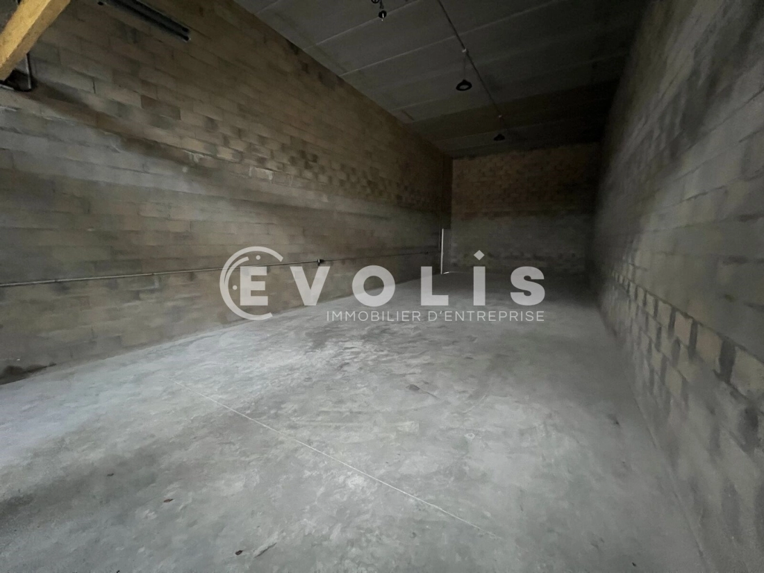 Photo 3 – location Entrepôts / activités	CESSON (77240)