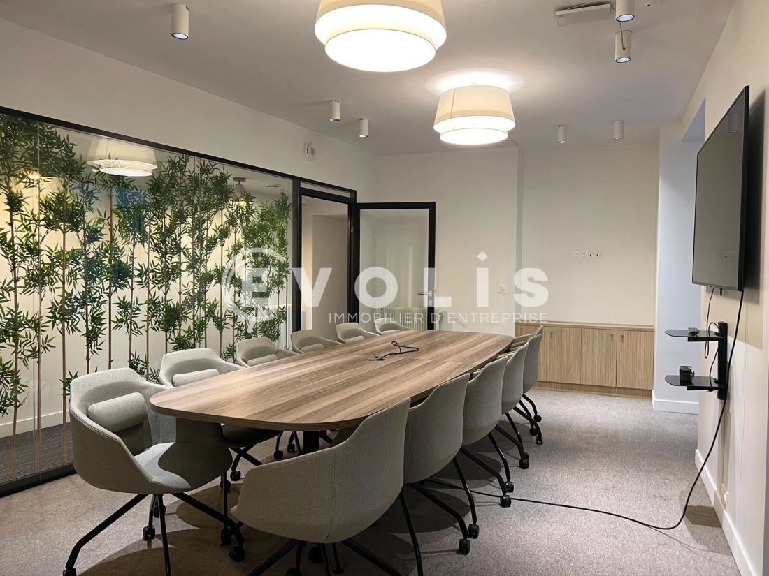 Photo 1 – vente bureaux	PARIS (75005)