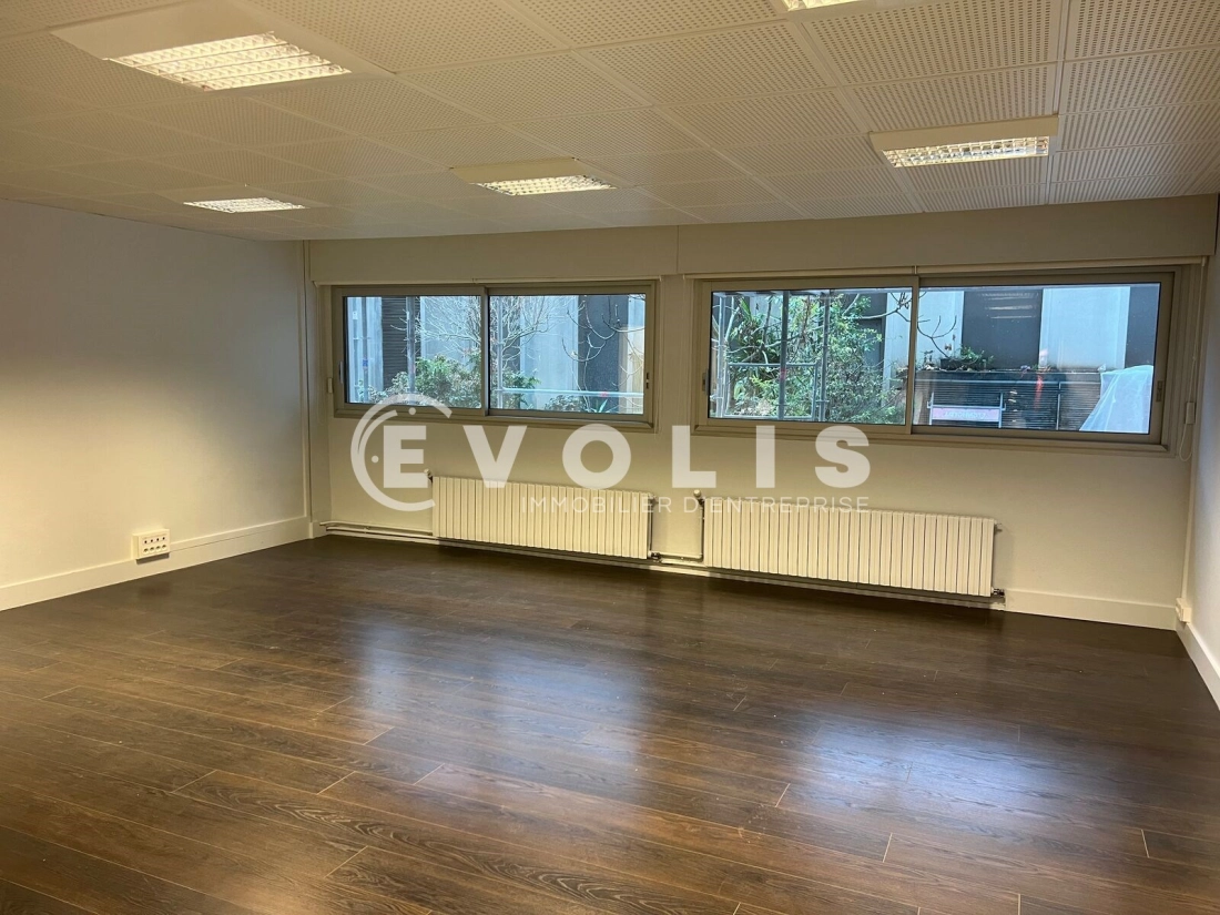 Photo 2 – location bureaux	PARIS (75015)