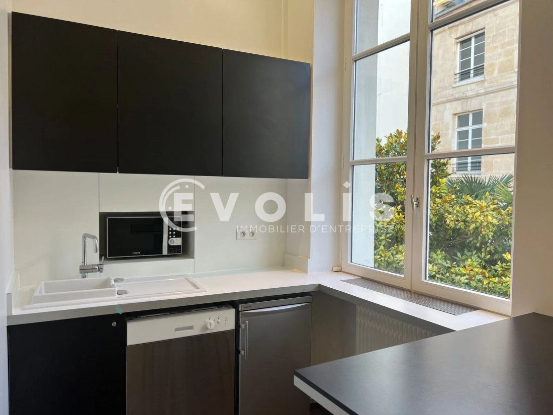 Photo 14 – location bureaux	PARIS (75003)