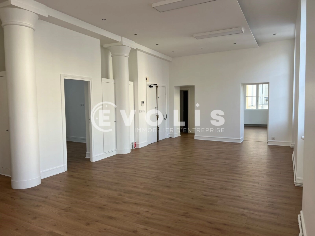 Photo 11 – location bureaux	PARIS (75003)