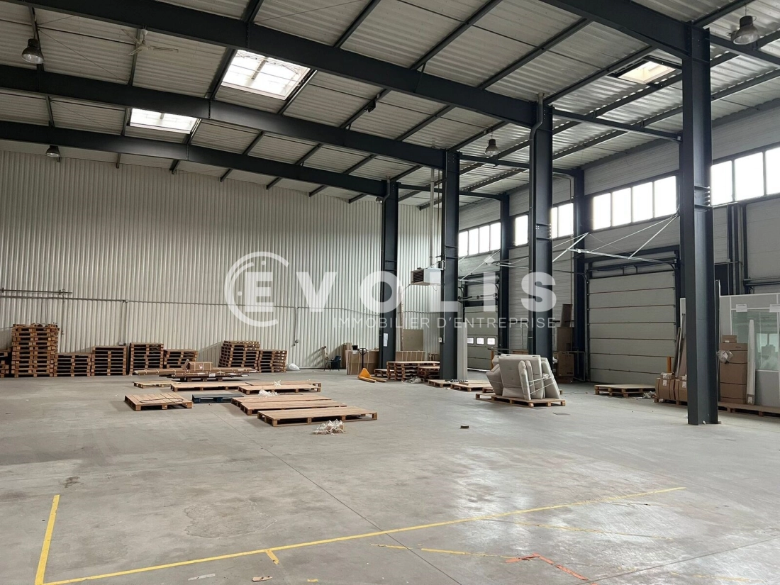 Photo 15 – location Entrepôts / activités	MEYZIEU (69330)