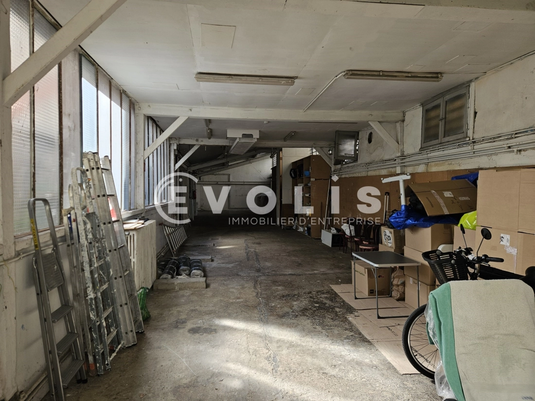 Photo 2 – location Entrepôts / activités	MONTROUGE (92120)
