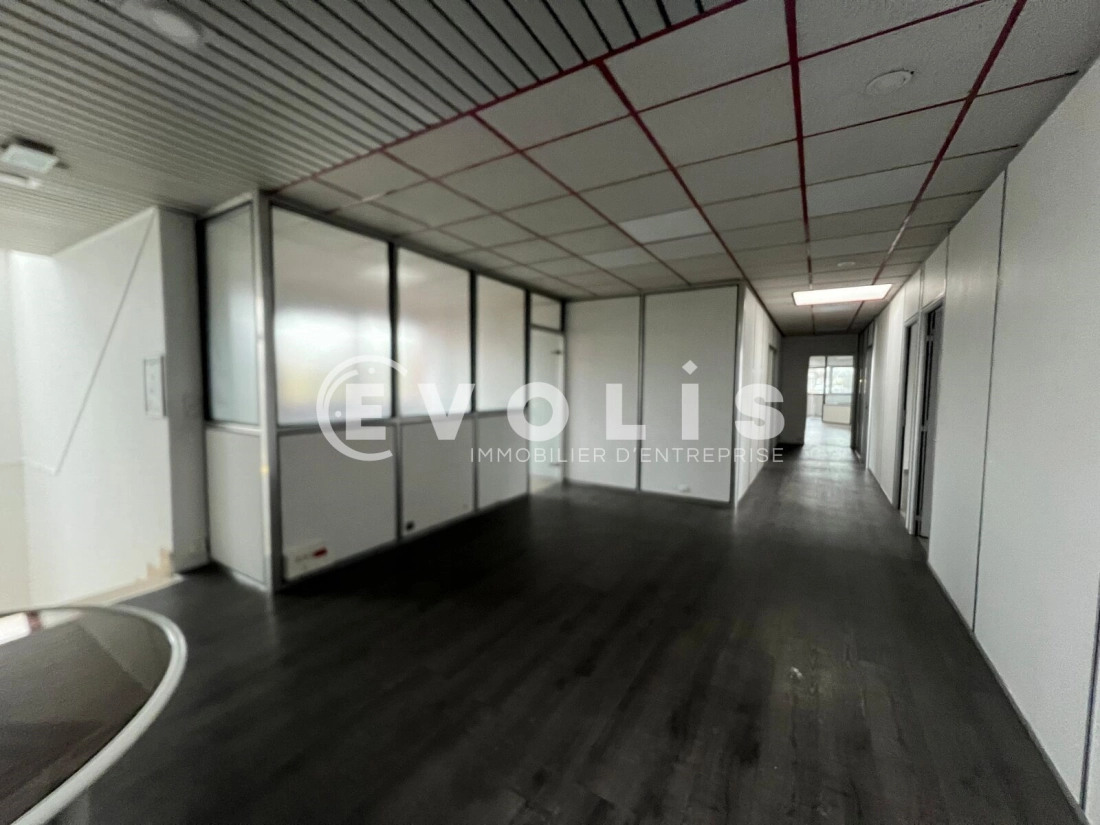 Photo 15 – location Entrepôts / activités	LE BLANC MESNIL (93150)