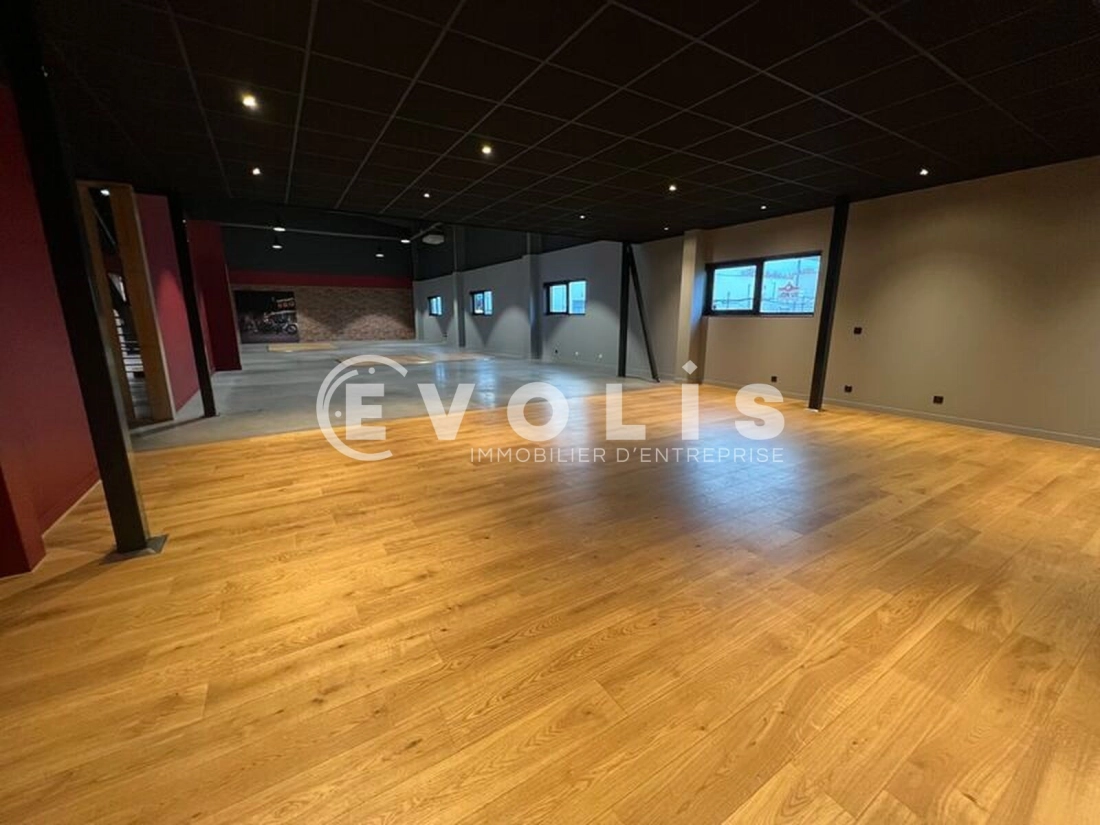 Photo 2 – location Entrepôts / activités	MERIGNAC (33700)