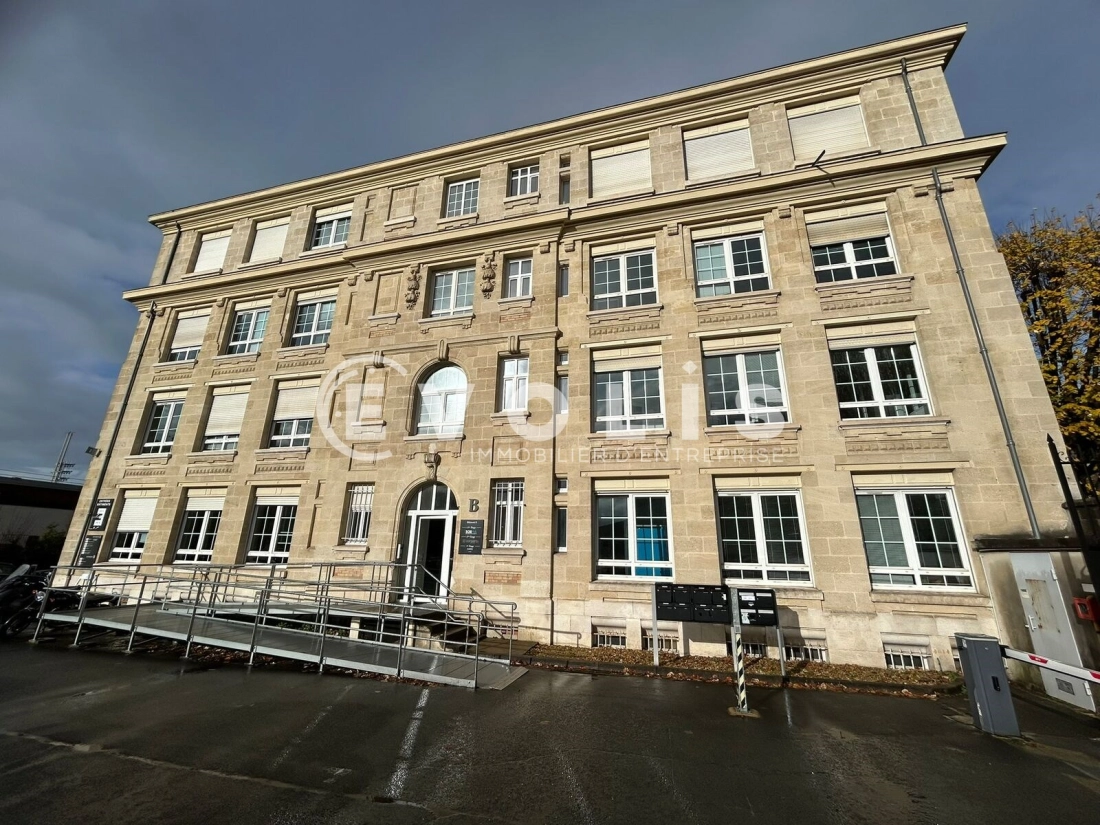 Photo 1 – location bureaux	BORDEAUX (33000)