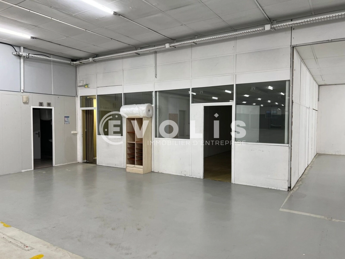 Photo 13 – vente Entrepôts / activités	VILLEFRANCHE SUR SAONE (69400)