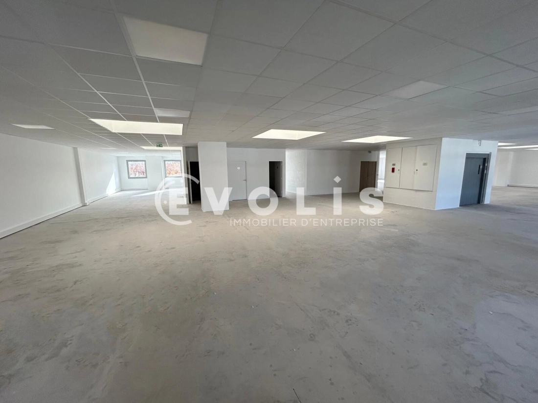 Photo 2 – location bureaux	LISSES (91090)