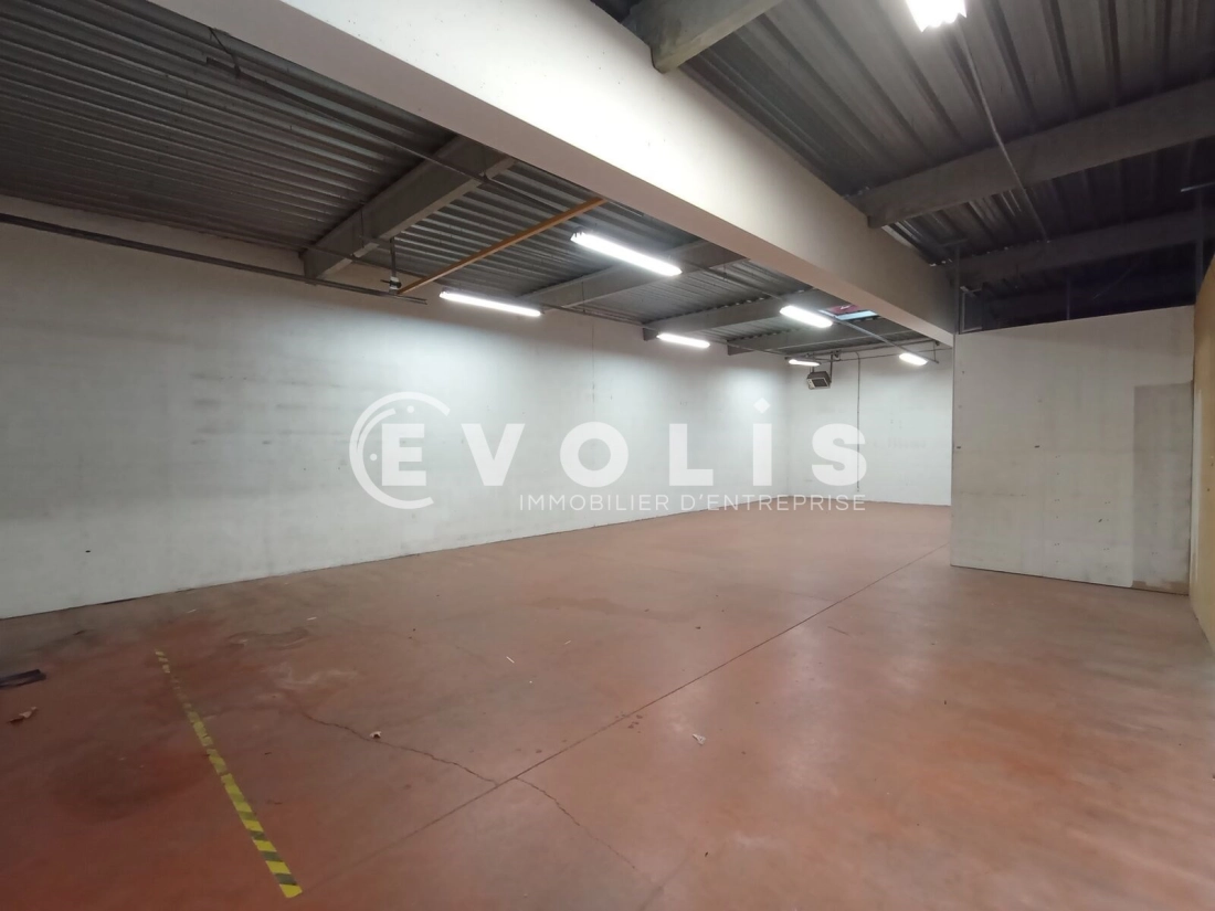 Photo 5 – location Entrepôts / activités	VILLEURBANNE (69100)