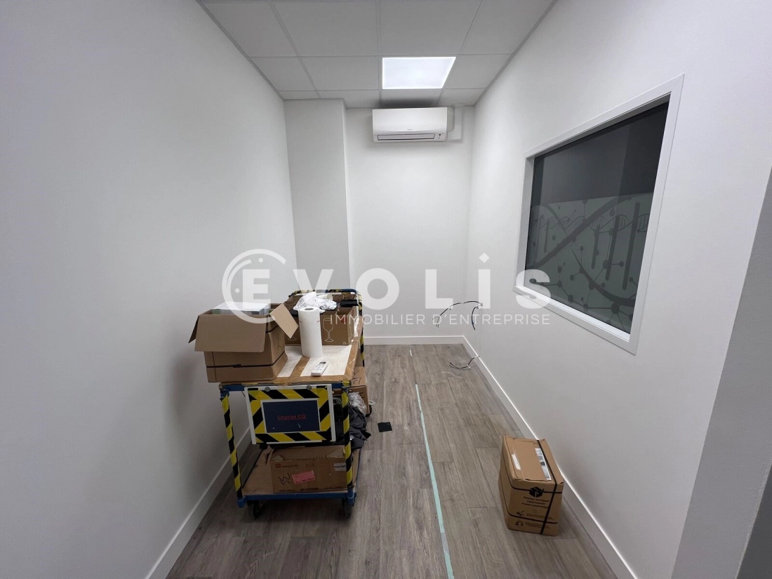 Photo 7 – location Entrepôts / activités	BAILLY ROMAINVILLIERS (77700)