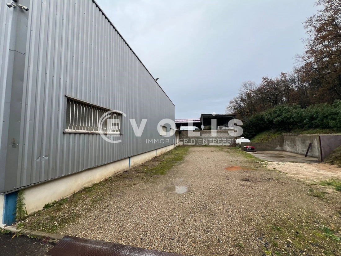 Photo 9 – location Entrepôts / activités	MILLERY (69390)
