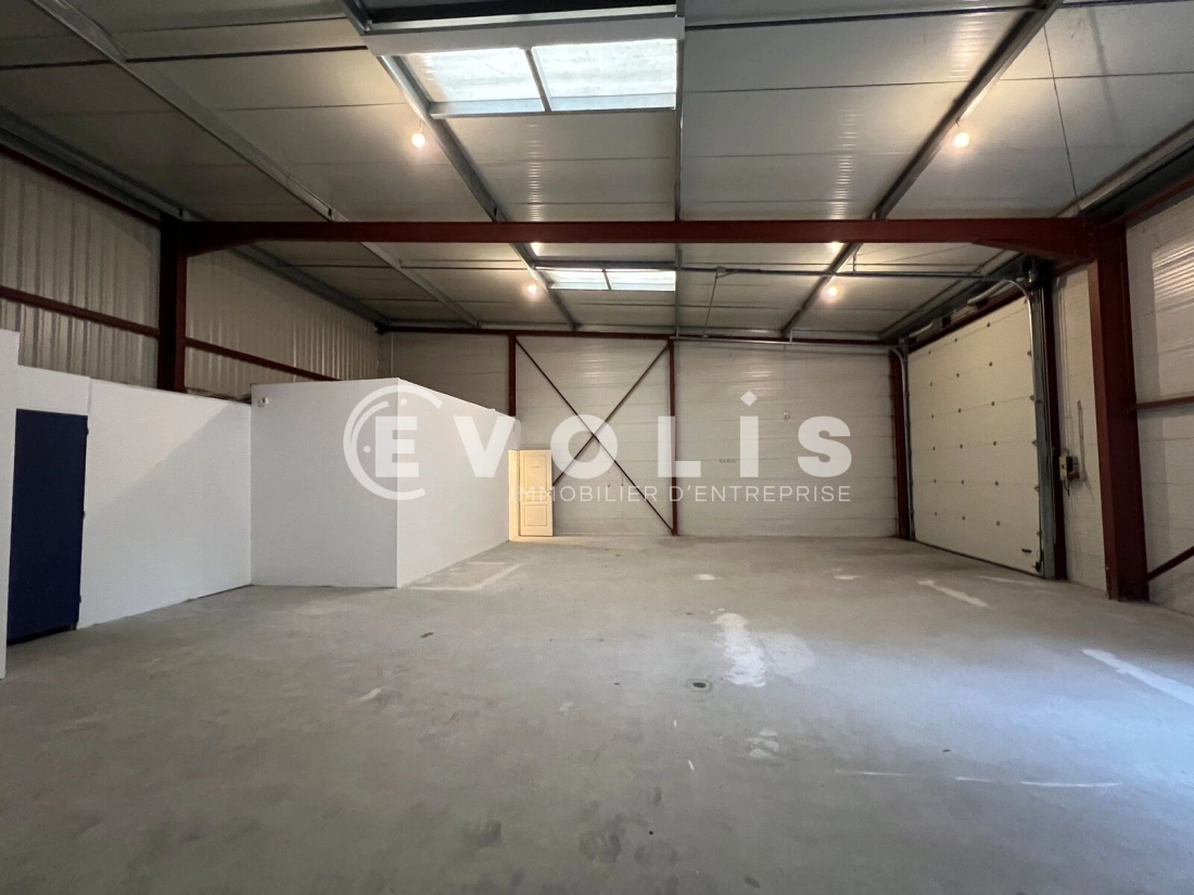 Photo 6 – location Entrepôts / activités	EYSINES (33320)